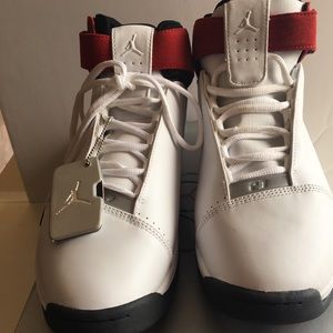 Men’s Size 9.5 Jordan Team Strong